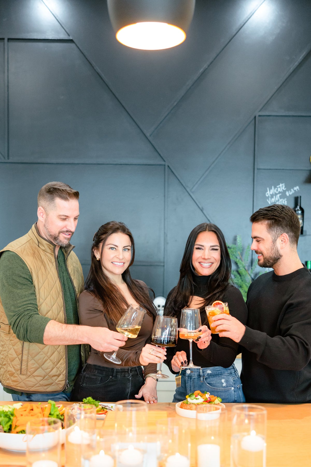 COZY STEAKHOUSE FRIENDSGIVING